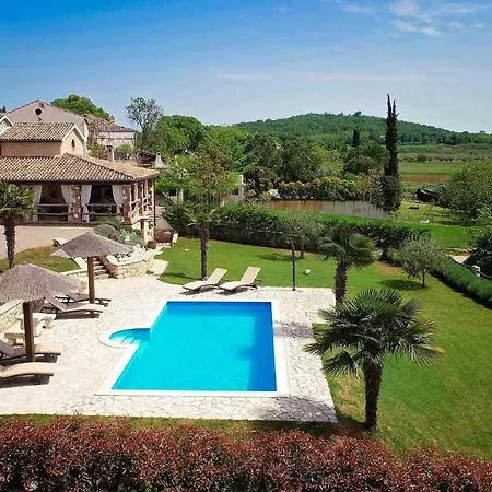Vally Holiday home